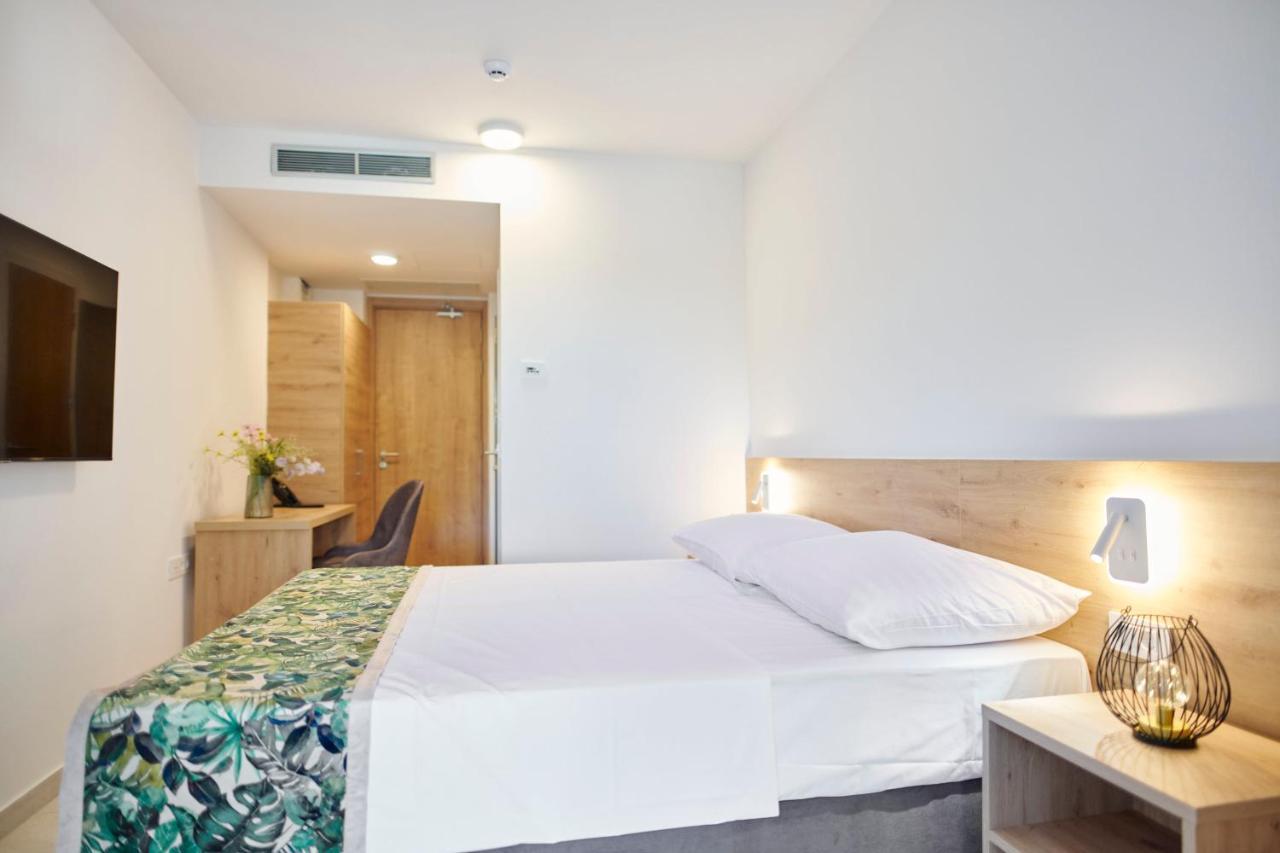 Colentum Resort مورتير الغرفة الصورة