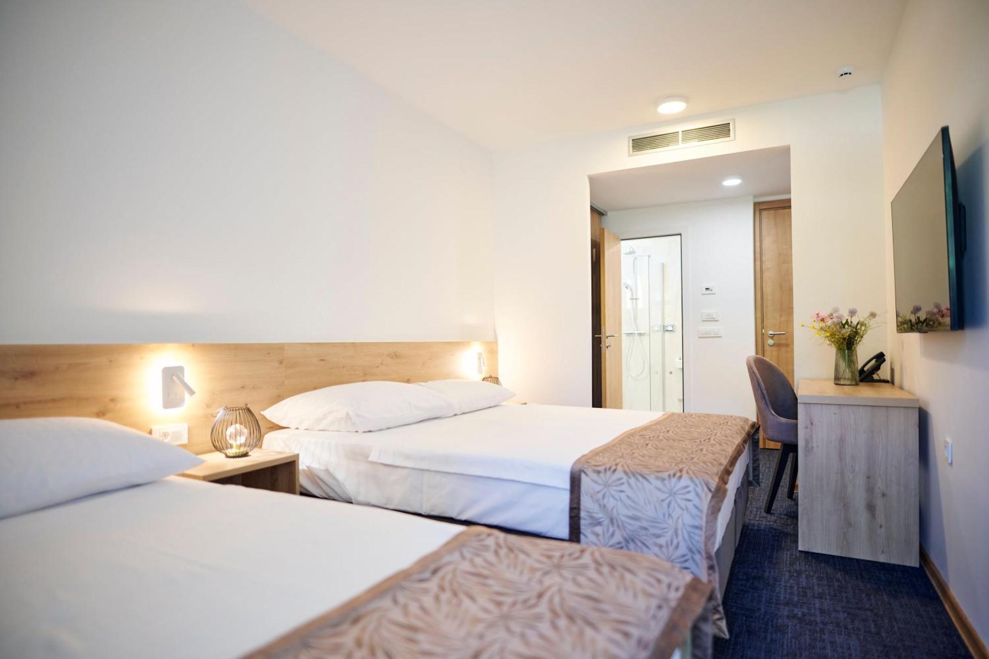 Colentum Resort مورتير الغرفة الصورة