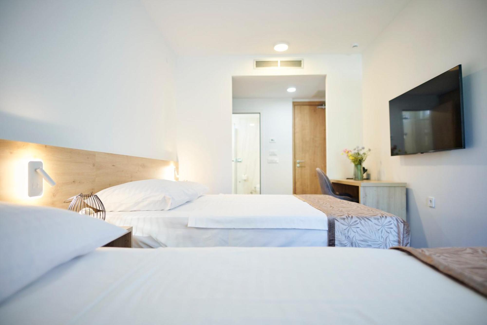 Colentum Resort مورتير الغرفة الصورة